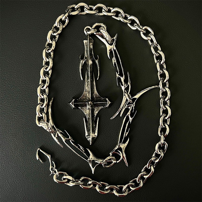 Gothic Thorn Sword Pendant Nec - Women'S Fashion Edgy 评论和价格