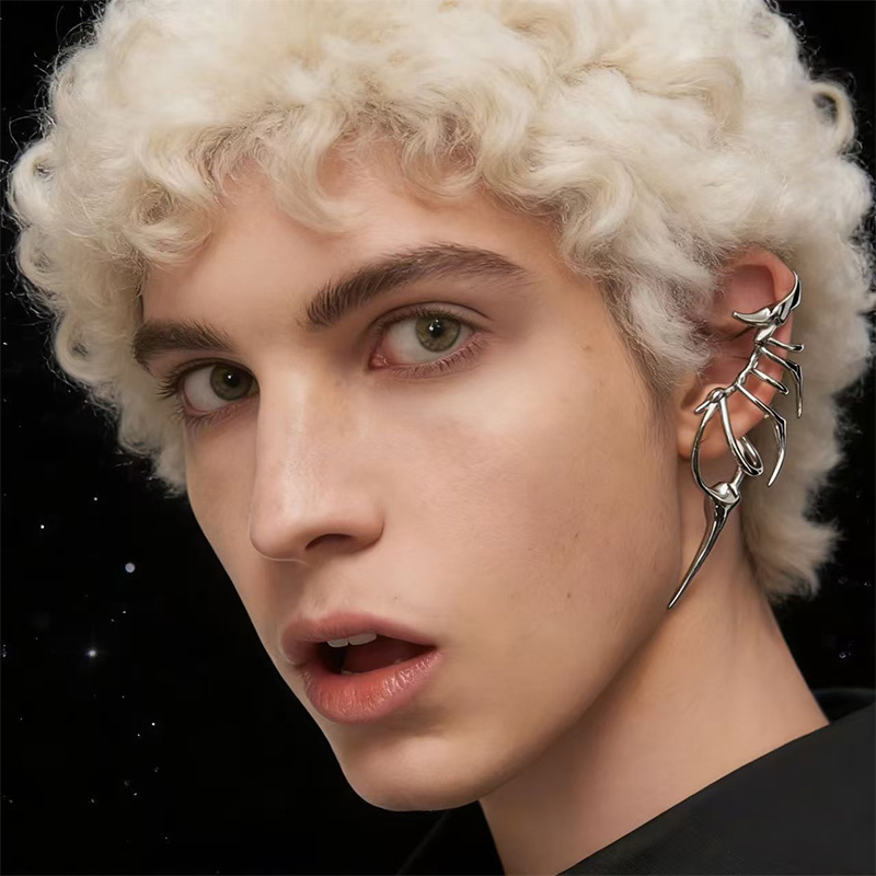 Edgy Skeleton-Style Ear Cuff f - Women'S Fashion Edgy 评论和价格
