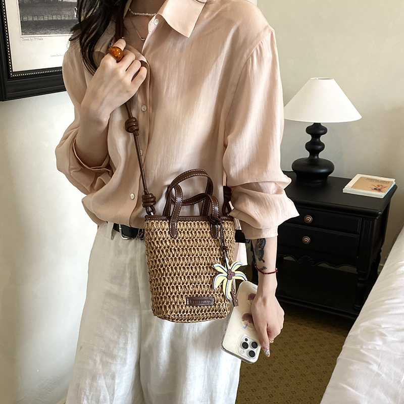 Women Mini Straw Woven Bucket  - Women'S Fashion Trends Spring 2026 评论和价格