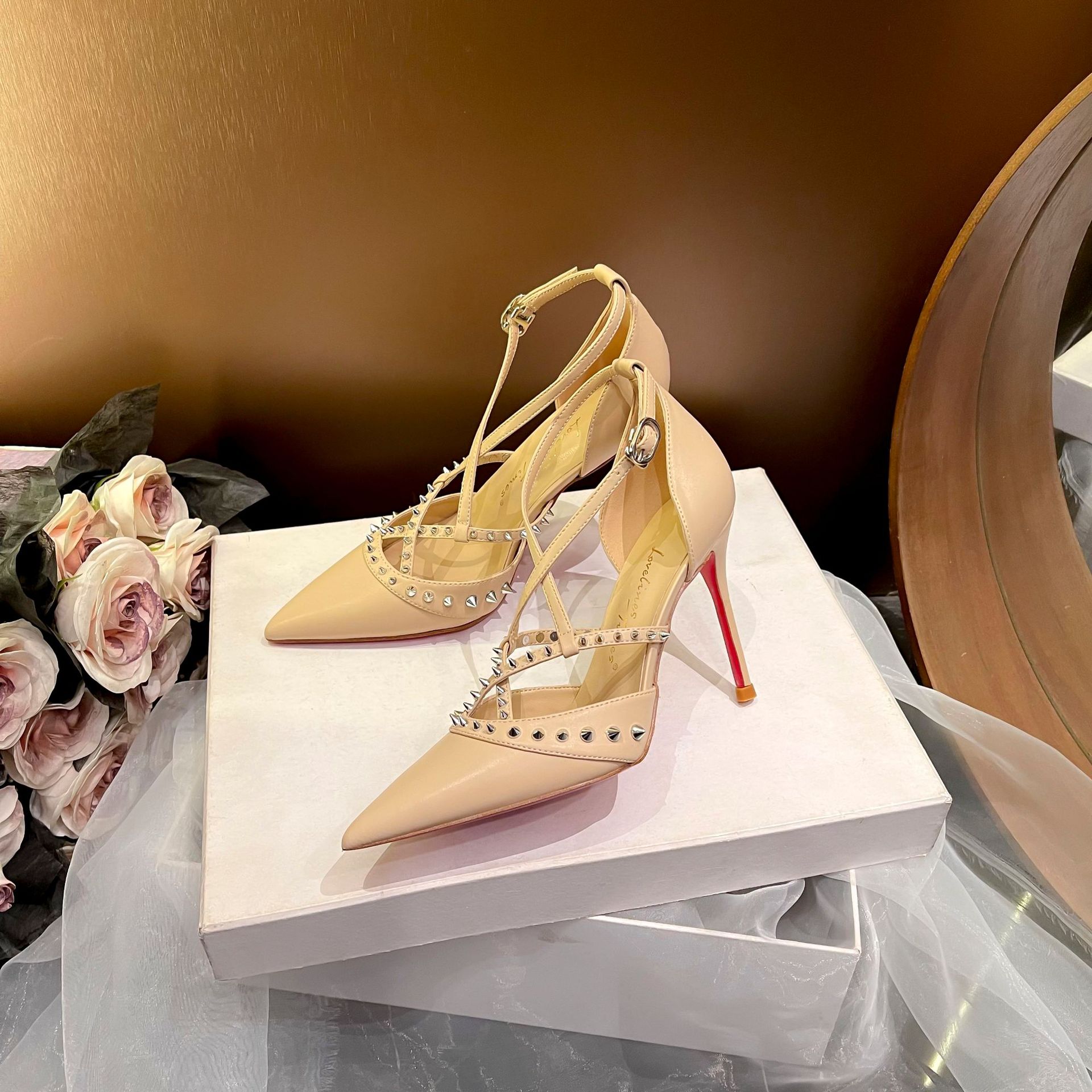 Retro Woman Shoes Sandals Stil - Women'S Fashion Suit 评论和价格