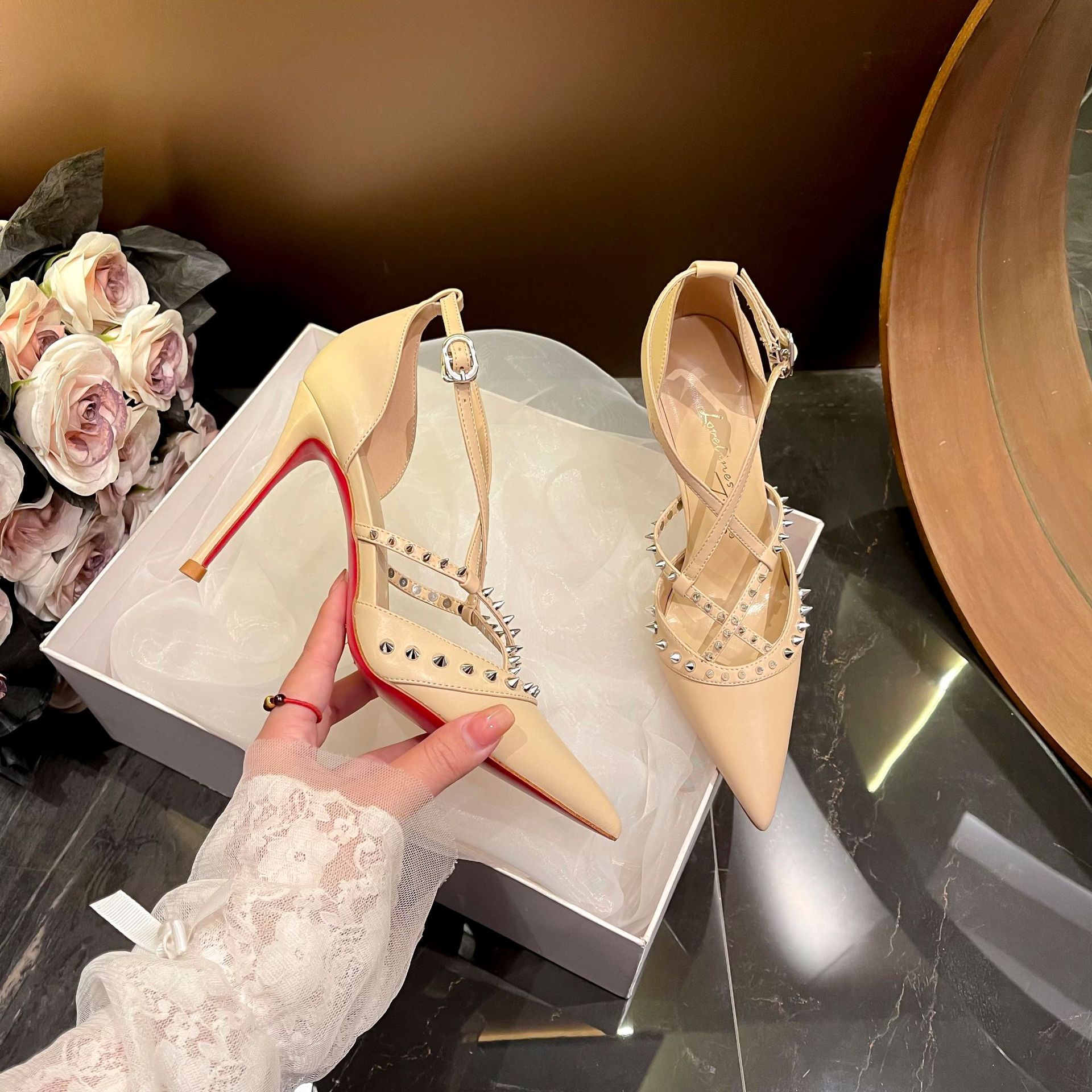 Retro Woman Shoes Sandals Stil - Women'S Fashion Suit 评论和价格
