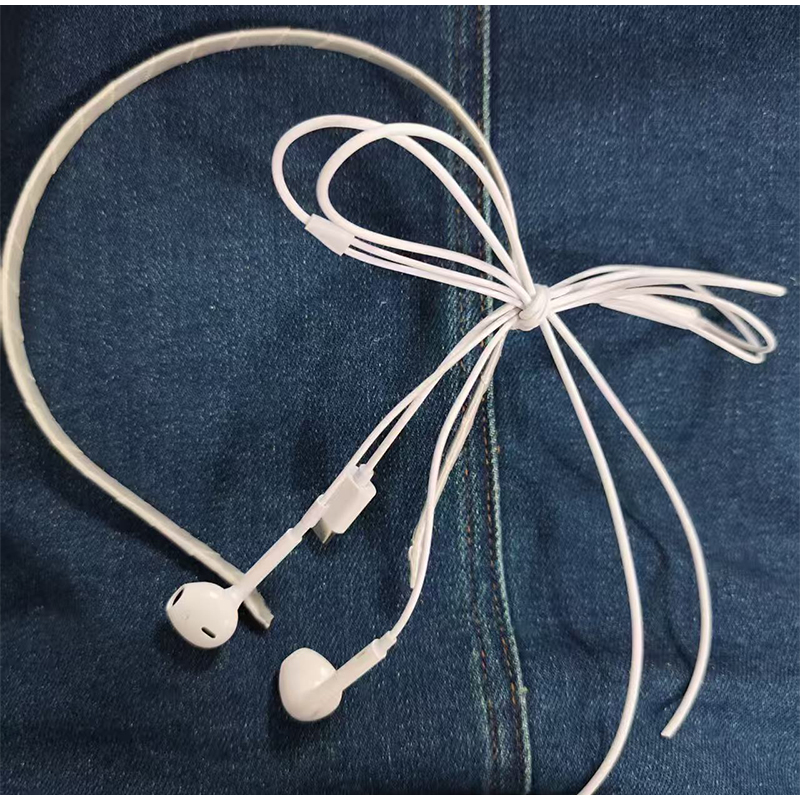 Headphone Wire Bow Hair Clip K - Women'S Y3K Fashion 评论和价格